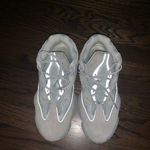 Yeezy 500s salt size 10.5 authentic